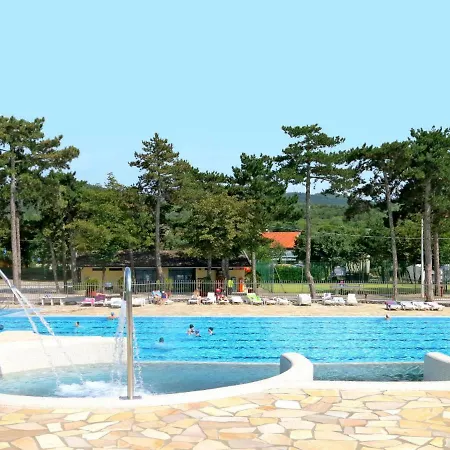 Locazione Turistica Camping Village Mare Pineta بيت للعطل *