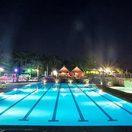 بيت للعطل Locazione Turistica Camping Village Mare Pineta *