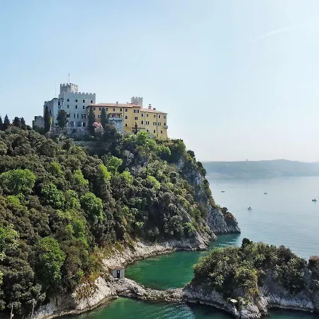 Locazione Turistica Camping Village Mare Pineta Ferienhaus Sistiana