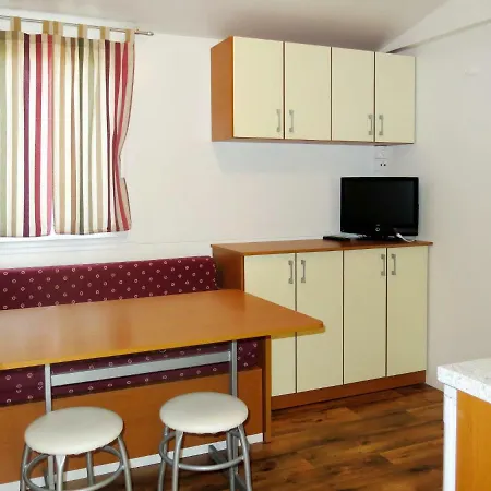 Ferienhaus Locazione Turistica Camping Village Mare Pineta *